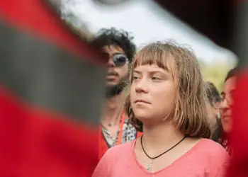 Venecia i mbyll dyert Greta Thunberg, aktivistja gjobitet dhe ndalohet të hyjë