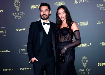 Premier League merr vendimin! Klubet punësojnë ‘ekipe kujdesi special’ për partneret e futbollistëve të pakënaqur