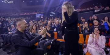 Video/ Ndodh propozimi për martesë në ‘Kënga Magjike’: Të dua në jetë të jetëve
