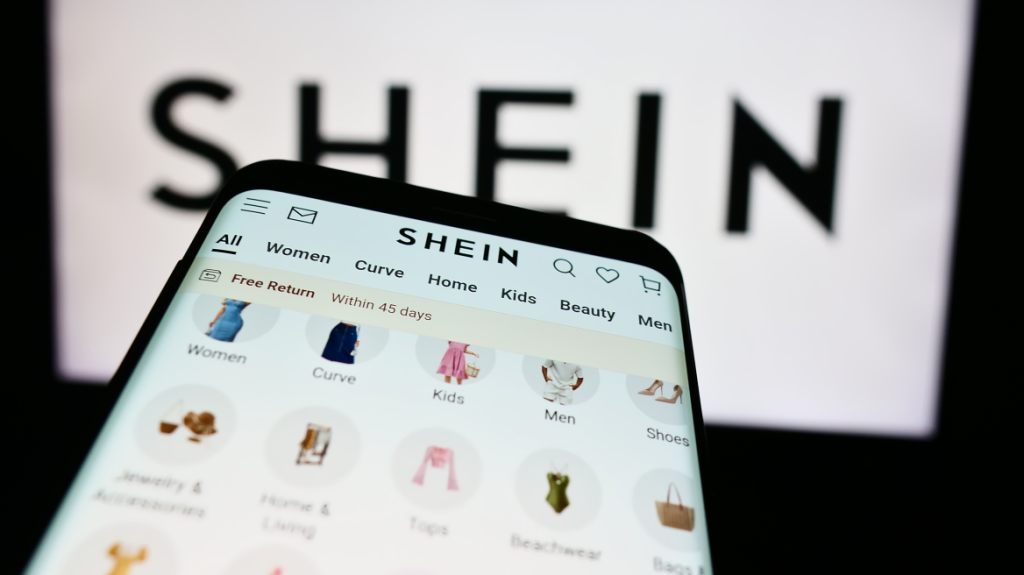 Franca kërkon bllokimin 3-mujor të Shein, gjykata e Parisit vendos për fatin e gjigantit të “fast fashion”