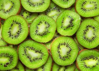 Studim: Konsumimi i kivit përmirëson humorin brenda vetëm 4 ditëve