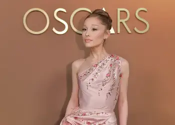 Çfarë është dismorfia trupore, sëmundja nga e cila dyshohet se vuan Ariana Grande dhe cilat janë rreziqet serioze që ajo sjell?