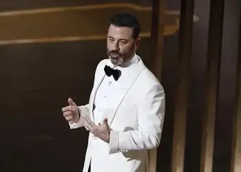 Moderatori i njohur nuk largohet, Kimmel nënshkruan kontratë të re me ABC