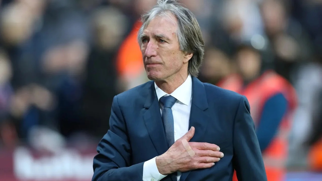 Futbolli anglez në zi! Ndërron jetë legjenda e West Ham