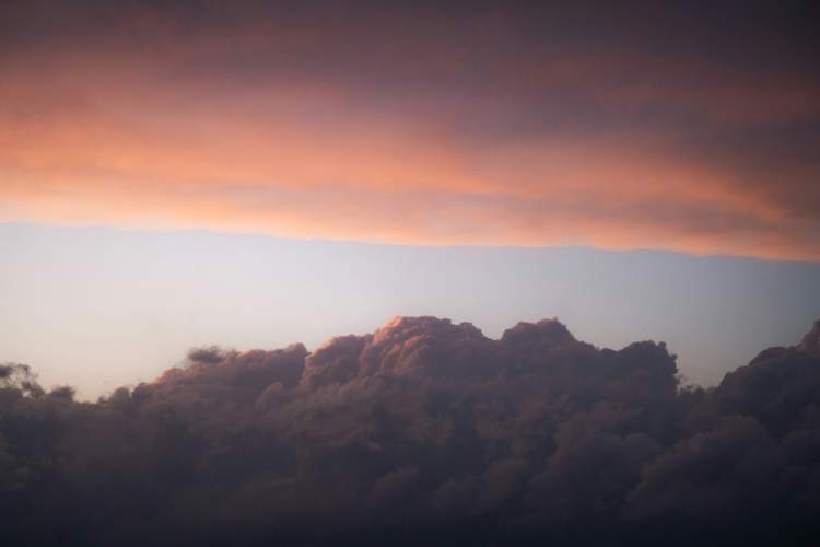 Dhjetori sjell lëvizje të forta astrologjike: çfarë i pret 12 shenjat