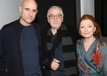 Fansat në alarm! Çfarë është ai rrip në krahun e Robert De Niro?