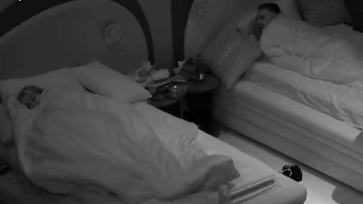 Labi-Elijonës: Po viktimizohesh se të ka vdekur nëna, të ishe e mirë s’do ishe larguar nga familja