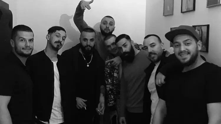 Rikthehen Babastars! “High 10” ndez skenën muzikore