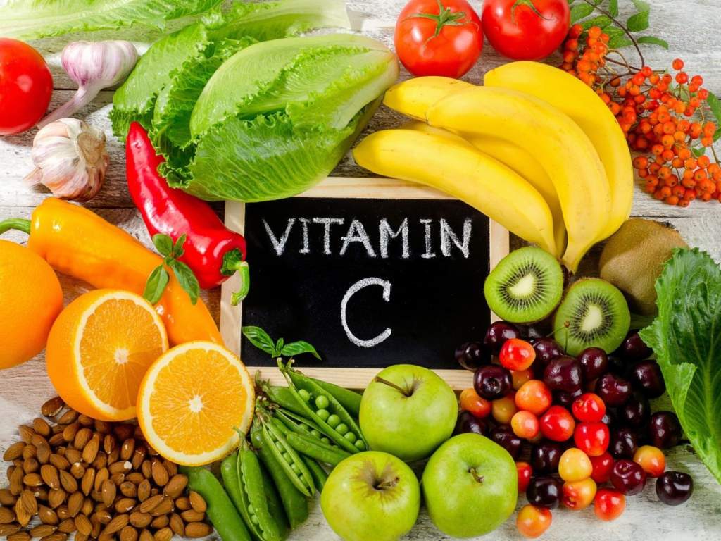 Mungesa e vitaminës C: Katër shenjat që nuk duhet t’i injoroni
