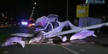 Aeroplani përfundon në rrugë gjatë uljes emergjente në Mannheim, tre të plagosur