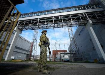 Bombardim rus në Zaporizhia, 26 të plagosur dhe dhjetëra apartamente të shkatërruara