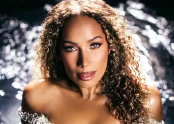 Këngëtarja e njohur rikthehet me album të ri pas më shumë se një dekade