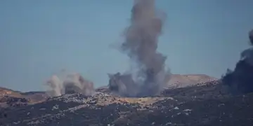 Izraeli sulmon lindjen dhe jugun e Libanit, rrezikohet armëpushimi