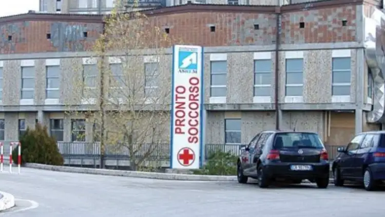 Tragjedia në Itali: Vajza 15-vjeçare dhe nëna e saj humbin jetën pas helmimit nga ushqimi