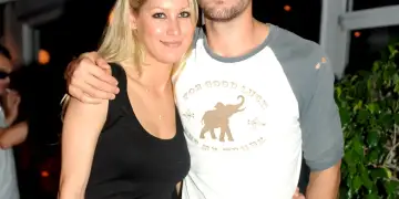 Enrique Iglesias dhe Anna Kournikova ndajnë për herë të parë portretin e bebushit të tyre