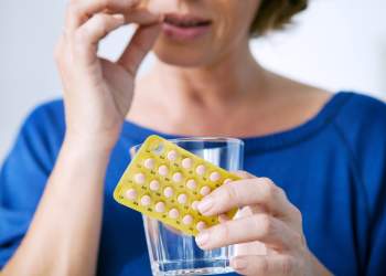 A rrit terapia hormonale gjatë menopauzës rrezikun për demencë?