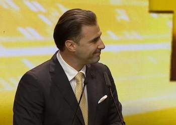 Lorik Cana zbulon emrat që do ta meritonin çmimin “Zemra Kuqezi”