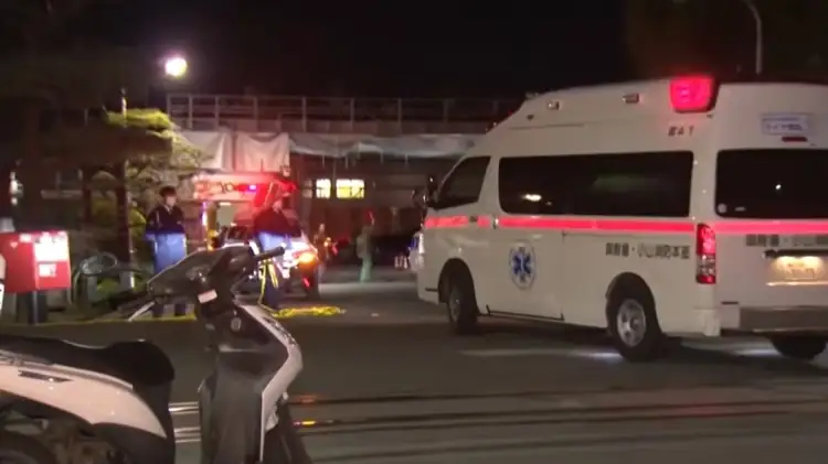 Sulm me thikë në Japoni, 15 persona të plagosur në një fabrikë gomash