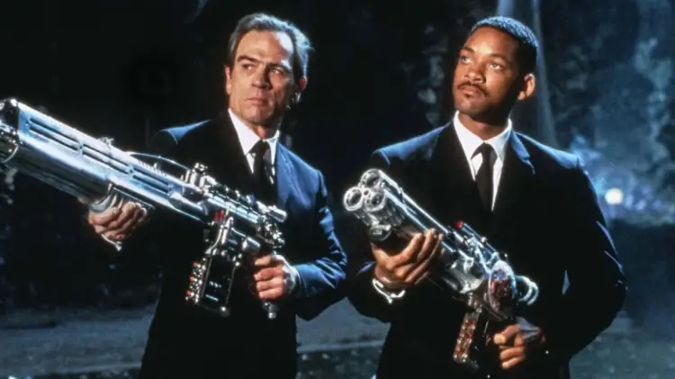 Agjentët e famshëm rikthehen! Projekti i ri “Men In Black” po përgatitet