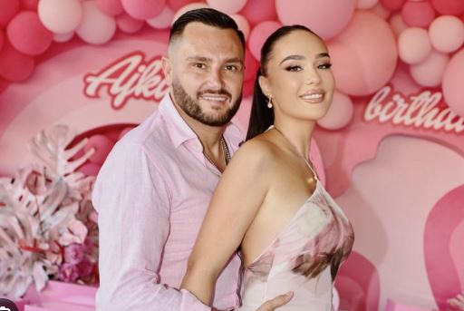 Bes Kallaku “thumbon” Xhensila Myrtezajn: E shkuara ime ka vdekur, Zoti më bekoi me dy fëmijë