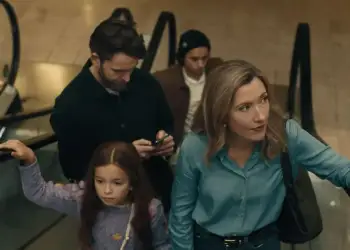 “Ndalo para se të postosh”/ Fushata irlandeze për sigurinë e fëmijëve në internet bëhet virale