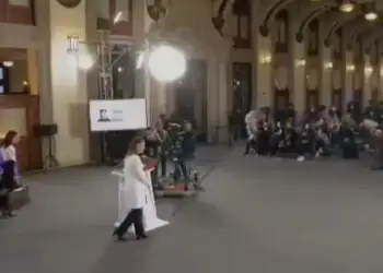 Tërmeti i fuqishëm trondit Meksikën, ndërpritet live konferenca e presidentes