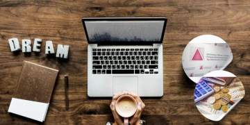 Hyn në fuqi ligji, influencerët dhe blogerët që nuk regjistrohen në QKB do t’u bllokohen llogaritë