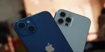 iPhone Fold lançohet së shpejti: Çfarë të presim nga telefoni i parë i palosshëm i Apple?