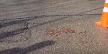 E rëndë në Durrës/ Babai qëllon me thikë vajzën e tij, plagos dhe një person i cili ndërhyri për ta ndihmuar