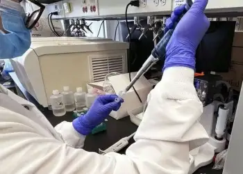 Sëmundja e Crohn-it: Si një analizë e thjeshtë gjaku mund ta parashikojë atë vite para se të shfaqen simptomat