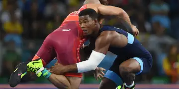 Fansat e wrestling-ut (mundjes profesionale) kanë IQ-në më të lartë krahasuar me fansat e sporteve të tjera