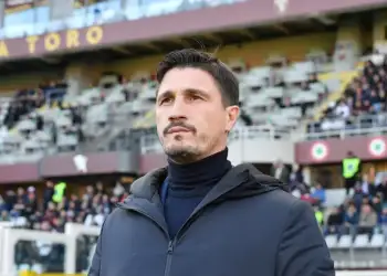 Vëllai i trajnerit të Cagliarit sulmohet me armë në Napoli