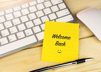 Ankthi i rikthimit në punë pas pushimeve, si ta menaxhoni më lehtë javën e parë