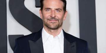 Bradley Cooper reagon ndaj zërave për kirurgji plastike: Nuk kam bërë asnjë ndërhyrje