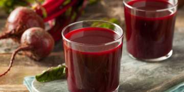 Si ndihmon lëngu i panxharit dhe hudhrës në pastrimin e trupit?