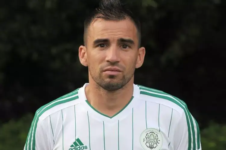 Ndërron jetë në moshën 42-vjeçare ish-futbollisti i njohur pas një beteje me kancerin