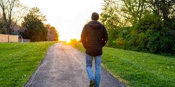 Studimi: Edhe 10 minuta ecje në ditë mund të zgjasin jetën