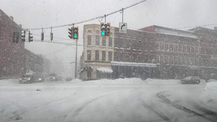 Rritet numri i të vdekurve në SHBA, 17 viktima pas stuhisë së fuqishme