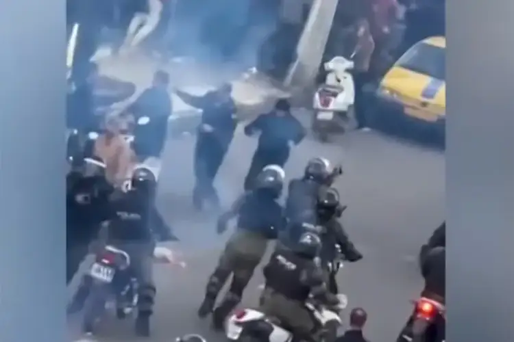 Protestat ‘e përgjakshme’ në Iran/ Rëndohet bilanci, rreth 500 të vdekur dhe mbi 10,000 arrestime