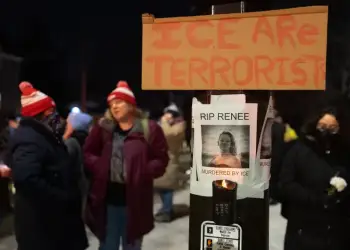 Të shtëna fatale gjatë një kontrolli imigracioni/ Protesta dhe reagime të forta pas vrasjes së një gruaje në Minneapolis