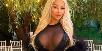 Ky këngëtar është i dashuri i Benites?