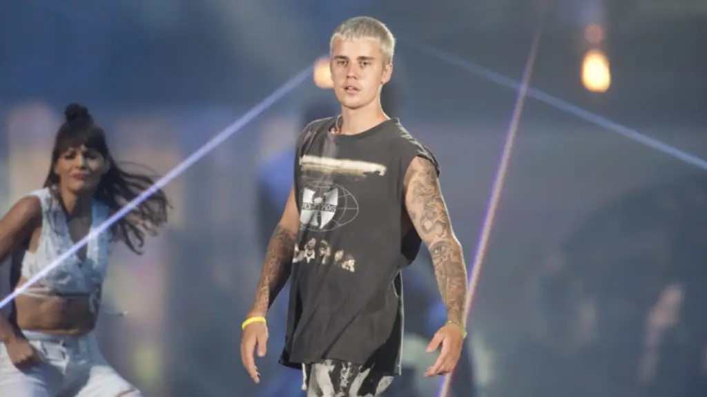 Pas katër vitesh mungesë, Justin Bieber do rikthehet në këtë skenë muzikore