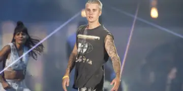 Pas katër vitesh mungesë, Justin Bieber do rikthehet në këtë skenë muzikore