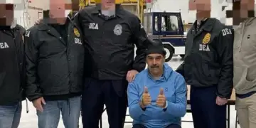 A është i ligjshëm arrestimi i Maduros nga SHBA-të? Çfarë thotë ligji amerikan dhe ai ndërkombëtar?