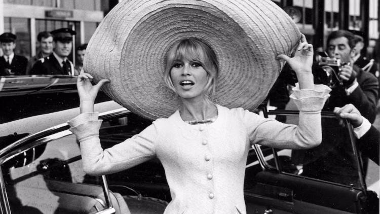 Zbulohet shkaku i vdekjes dhe fjalët e fundit të Brigitte Bardot, teksa të afërmit mblidhen për funeral