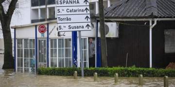 Gjendje emergjence në Spanjë dhe Portugali, përmbytje masive dhe evakuime