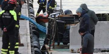 E rëndë në familjen shqiptare në Itali, djali dhunon nënën në ditën e lindjes së tij dhe më pas hidhet në det