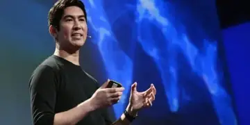 Ish-punonjësi i Google paralajmëron se inteligjenca artificiale mund të çojë në katastrofë globale