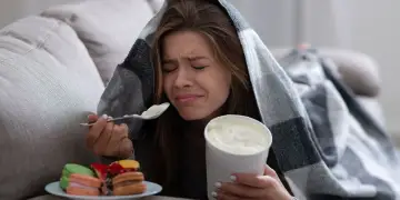 Pse hamë kur jemi të stresuar? Çfarë është ‘ushqimi emocional’