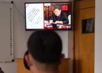 Raporte shqetësuese: Koreja e Veriut ndëshkon të rinjtë për konsum kulturor jugkorean